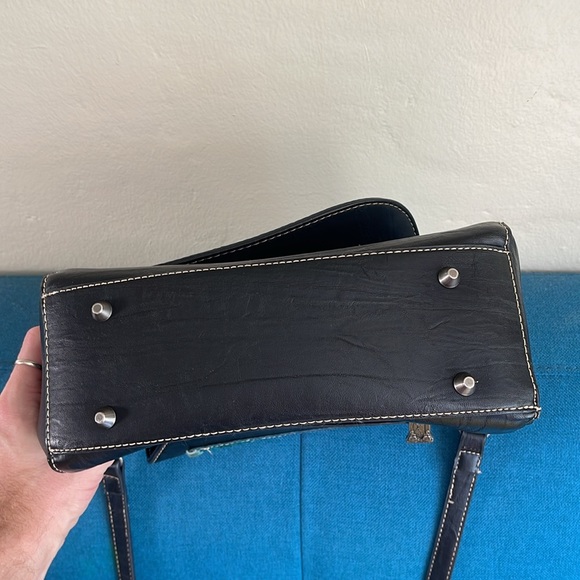 Trinity Ranch western tooled handbag - Picture 11 of 12